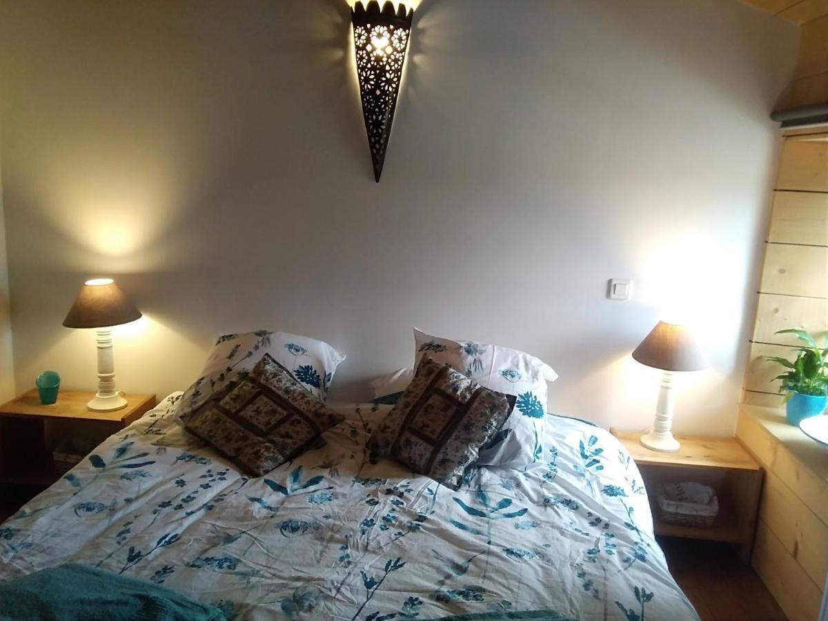 Les Tournesols Bed & Breakfast La Bernardiere ภายนอก รูปภาพ