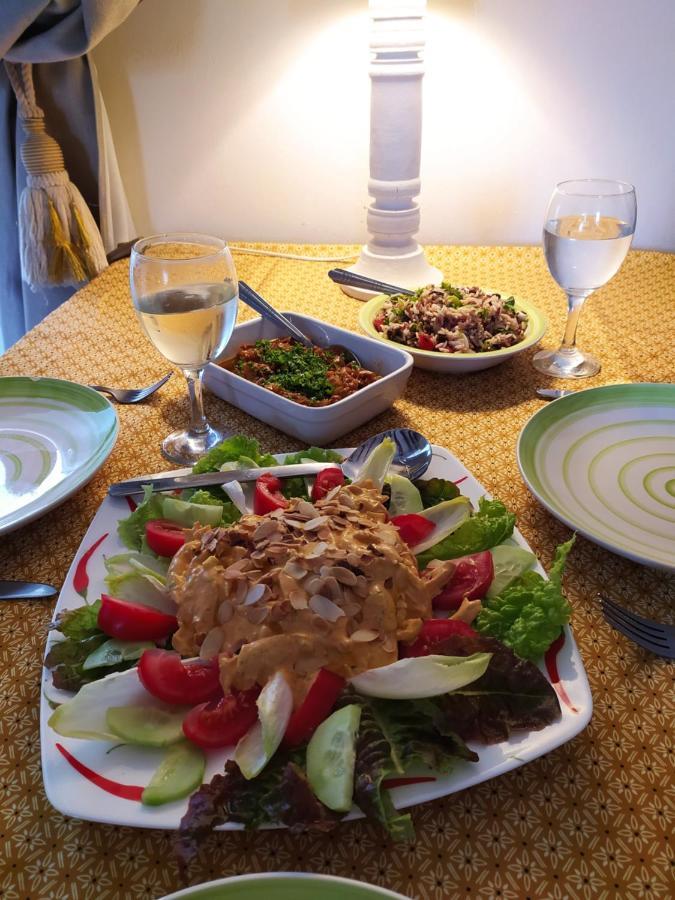 Les Tournesols Bed & Breakfast La Bernardiere ภายนอก รูปภาพ